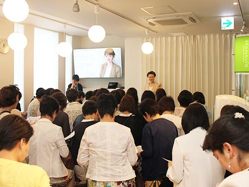 サロンが満員になる体験講座も